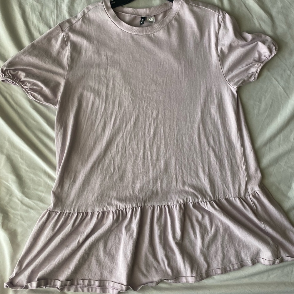 DIVIDED lavender dress, size M, fairly new, cute